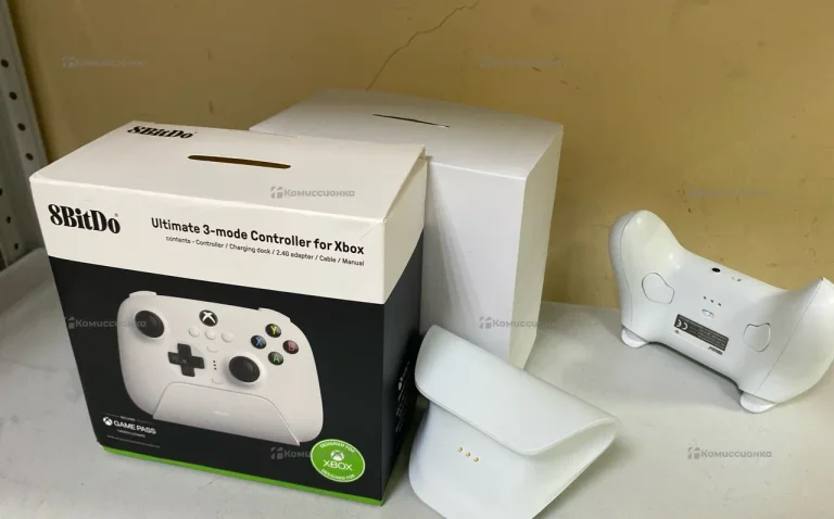 Джойстик 8BitDo 3