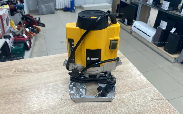 Вертикальный фрезер DEKO DKR1600E