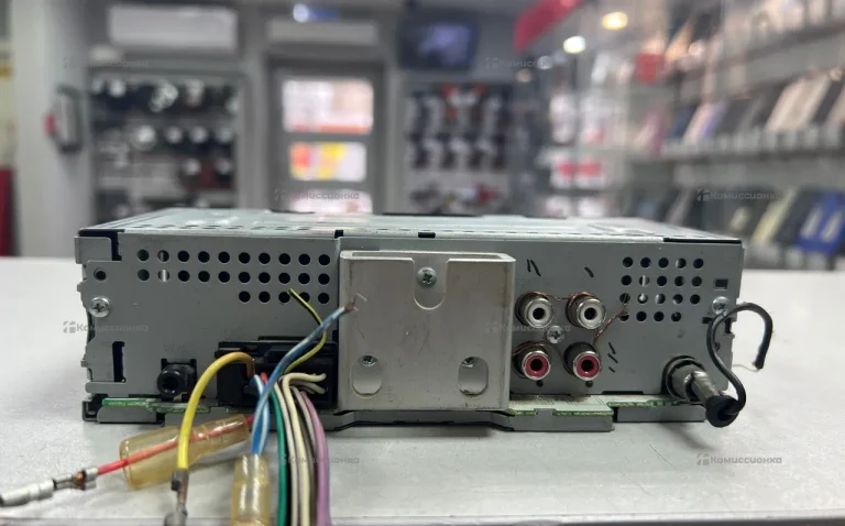 Автомагнитола  pioneer mvh-s120UIG