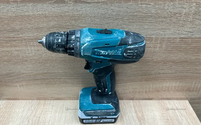 Дрель-шуруповерт makita DF347DW