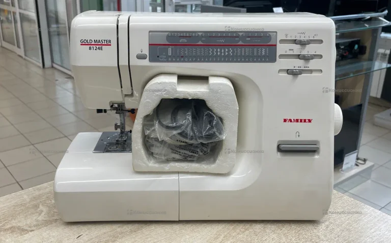Швейная машина Family Gold Master 8124E