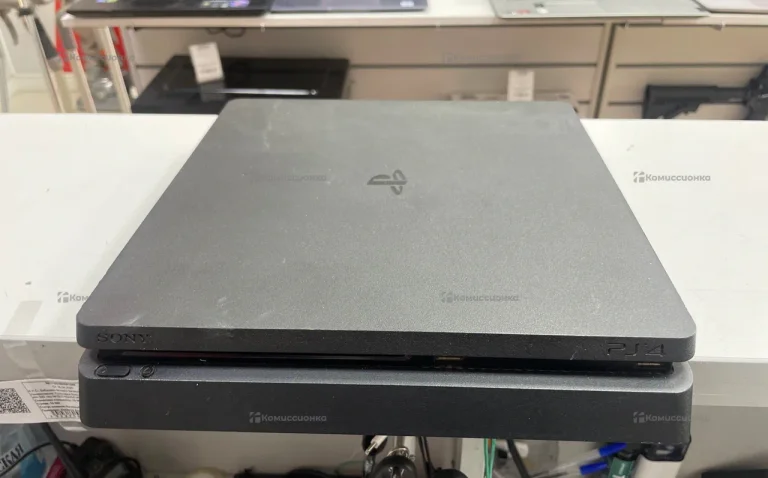 Приставка Sony PlayStation 4 slim 500