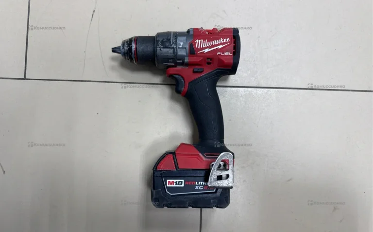 дрель-шуруповерт milwaukee hummer prill/driver