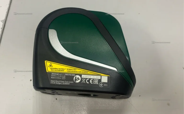 Лазерный уровень Bosch universal level 2