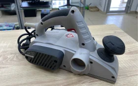 Купить Электрорубанок ЗУБР ЗР-750-82 б/у , в Казань Цена:2500рублей