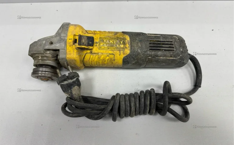 УШМ Stanley FMEG825