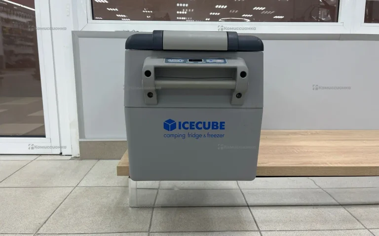 Автомобильный компрессорный холодильник ICE CUBE I