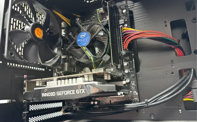 Системный блок  dexp