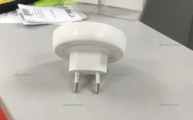 Купить Ночник Xiaomi Yeelight LED Round Plug-In Night Light Sensitive YLYD11YL EU (белый) б/у , в Челябинск Цена:490рублей