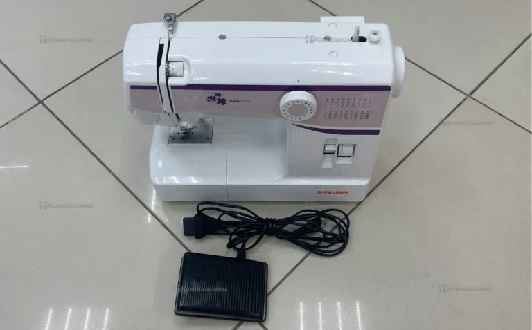 Швейная машина  Siruba ham 2212