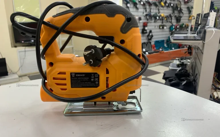 Лобзик DEKO DKJS600