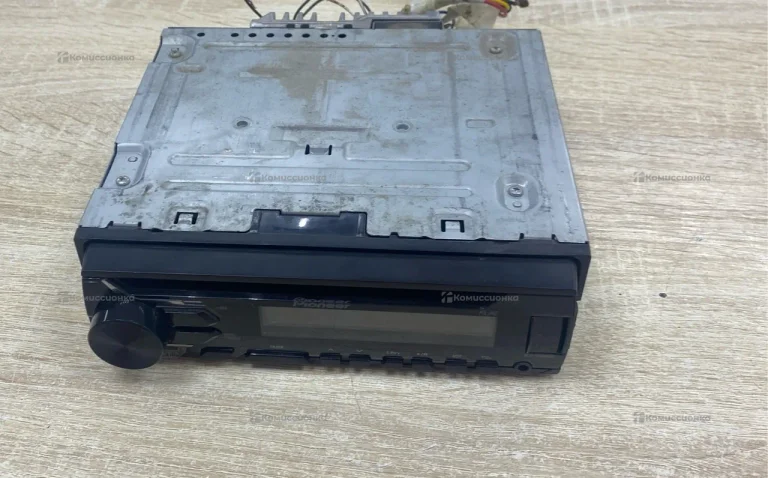 Автомагнитола  pioneer den-1900ubg
