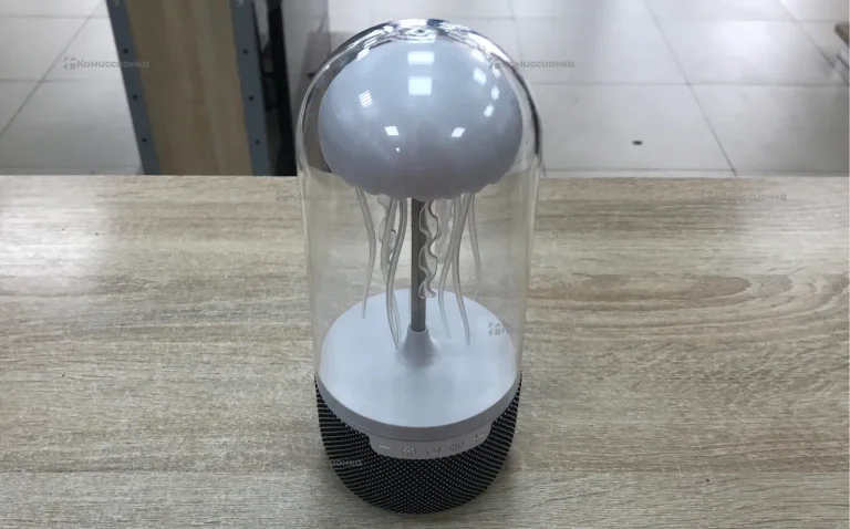 Колонка  белая