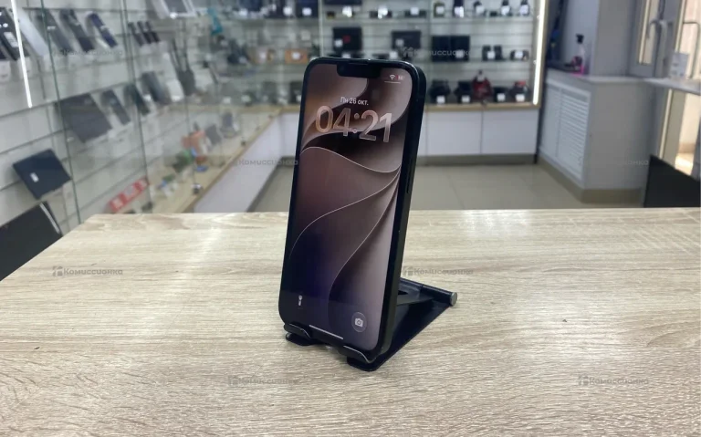 Apple iPhone 13 4/256 ГБ