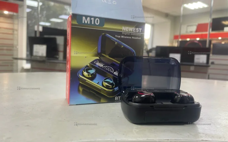 Наушники M10