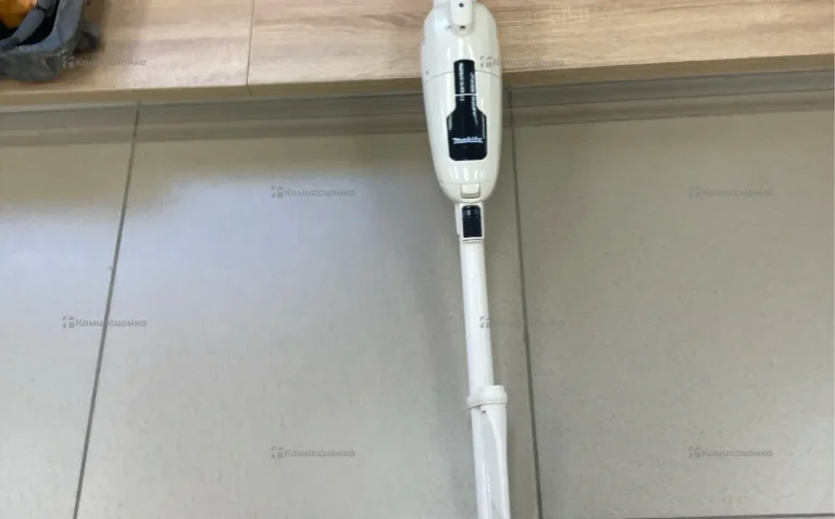 Пылесос MAKITA CL114FDWI