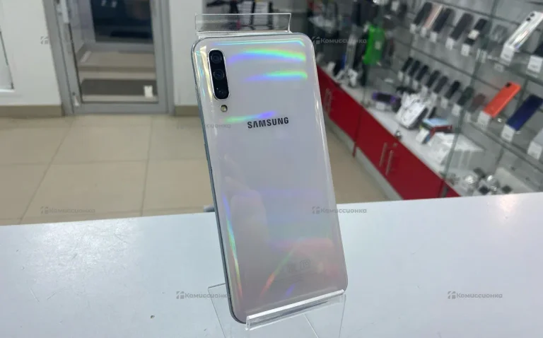 Samsung Galaxy A50 4/64 ГБ