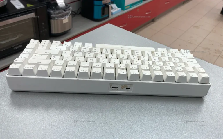 Клавиатура механическая белая