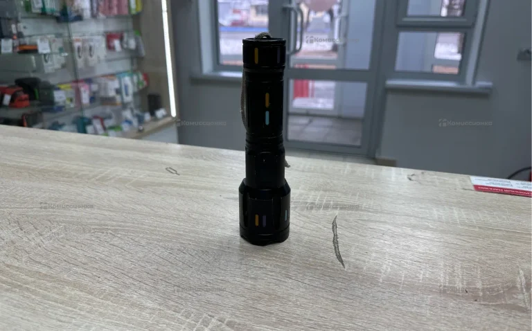 Фонарик: без названия