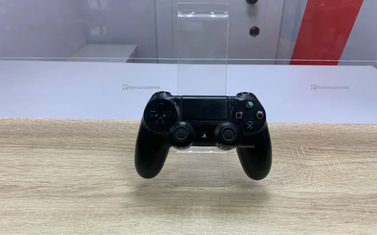 Sony PlayStation  Джойстик PlayStation 4