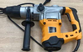 Купить Перфоратор Zitrek ZKH-1750-40 б/у , в Самара Цена:6900рублей