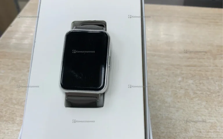 Часы  Huawei Watch fit 2