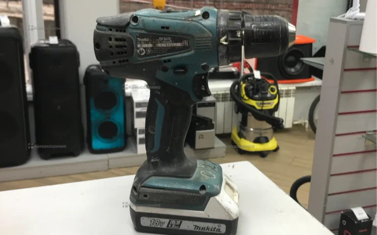 Дрель-шуруповерт makita DF347D
