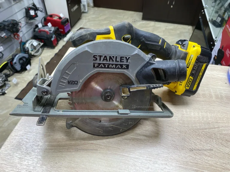 Циркулярная пила Stanley Fatmax SFMCS500B