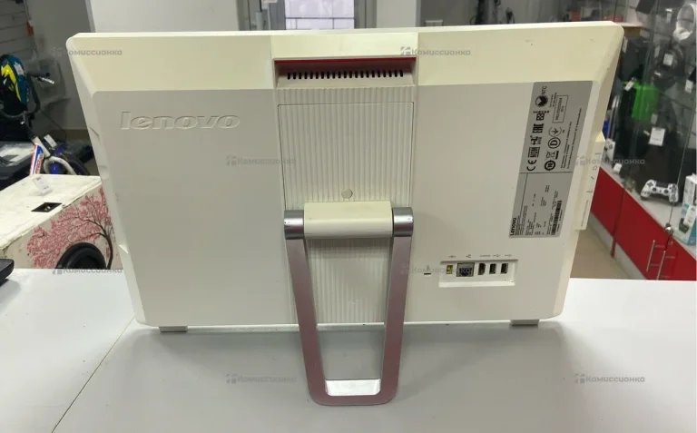 Моноблок Lenovo F0AY