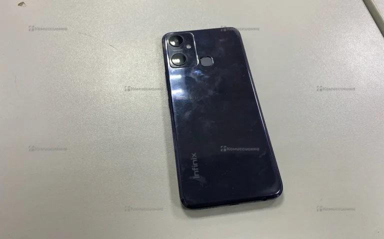 Infinix Smart 6 3/64 ГБ