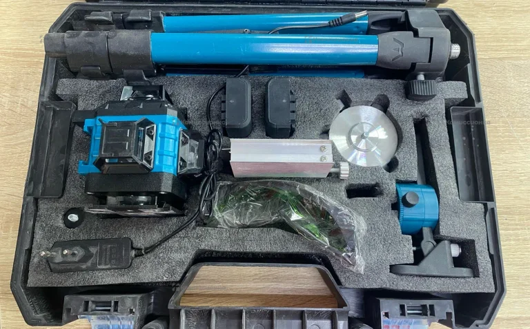 Лазерный уровень Makita реплика