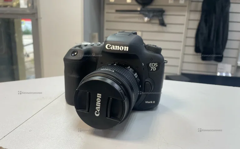 Фотоаппарат  canon EOS 7D mark II