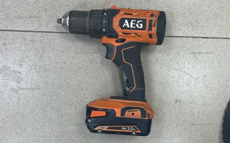 Шуруповерт AEG BS18G4-202C