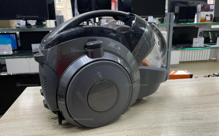 Пылесос  lg kompressor
