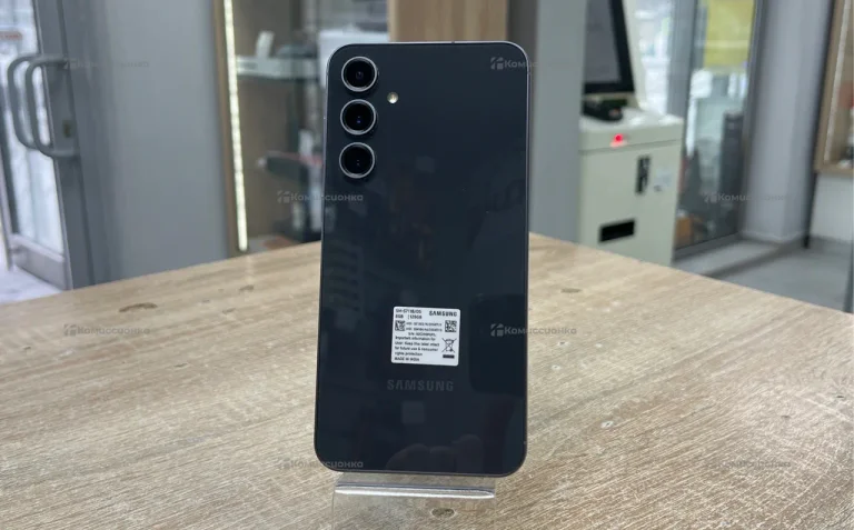 Samsung Galaxy S23 FE 8/128 ГБ