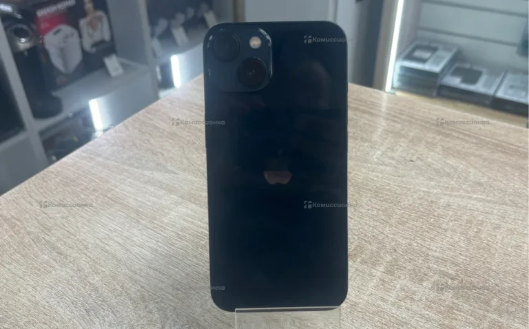 Apple iPhone 13 4/128 ГБ