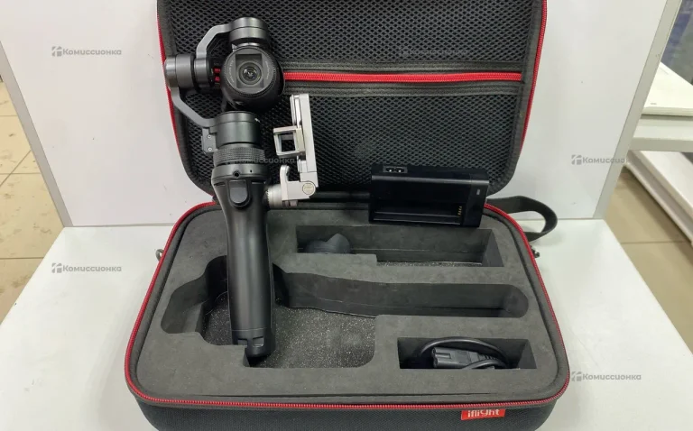 Ручной стабилизатор с камерой DJI OSMO Plus