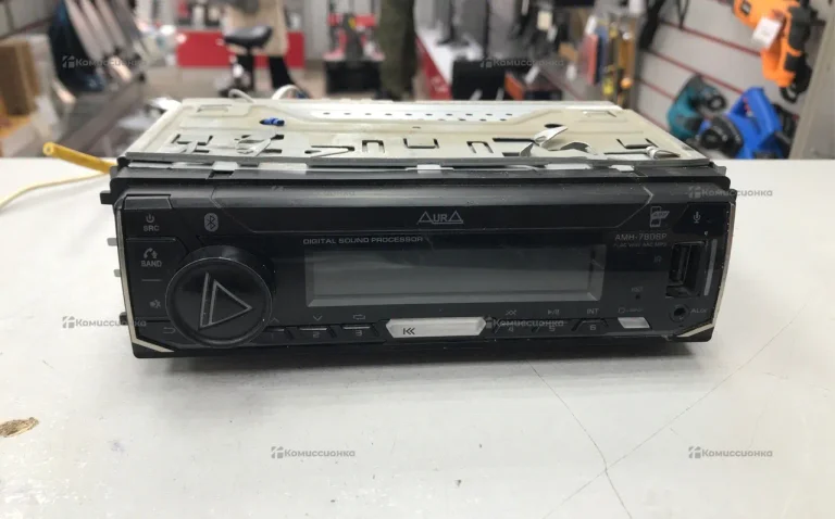 Автомагнитола  Aura AMH-78DSP