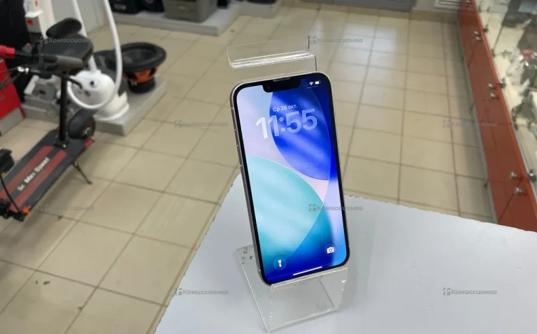 Apple iPhone 13 4/128 ГБ
