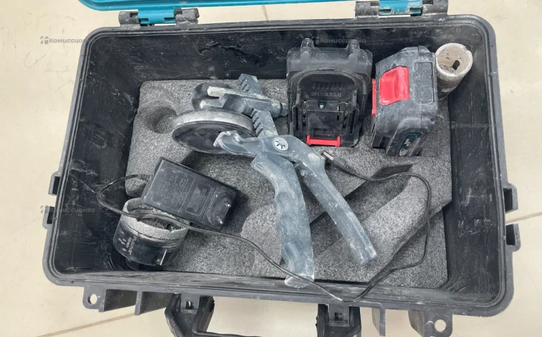 Виброприсоска Makita реплика