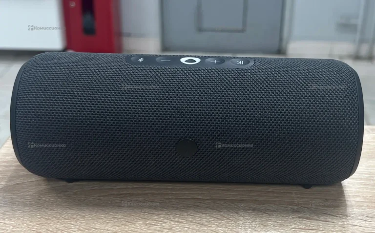 Умная портативная колонка Яндекс Станция Стрит