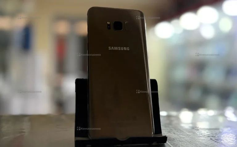 Samsung Galaxy S8+ 4/64 ГБ