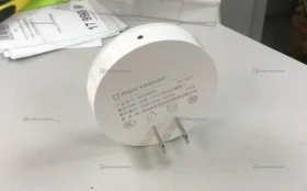 Купить Ночник Xiaomi Mijia Plug-in Night Light (MJYD04YL)  белый б/у , в Челябинск Цена:490рублей