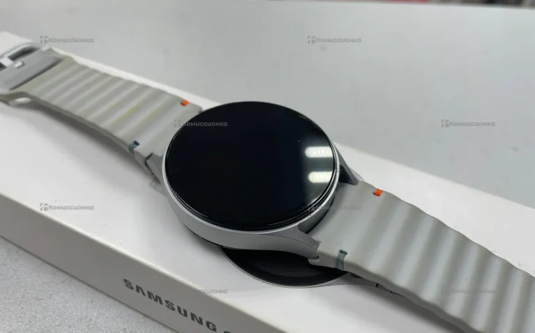 Часы Samsung Galaxy Watch 7