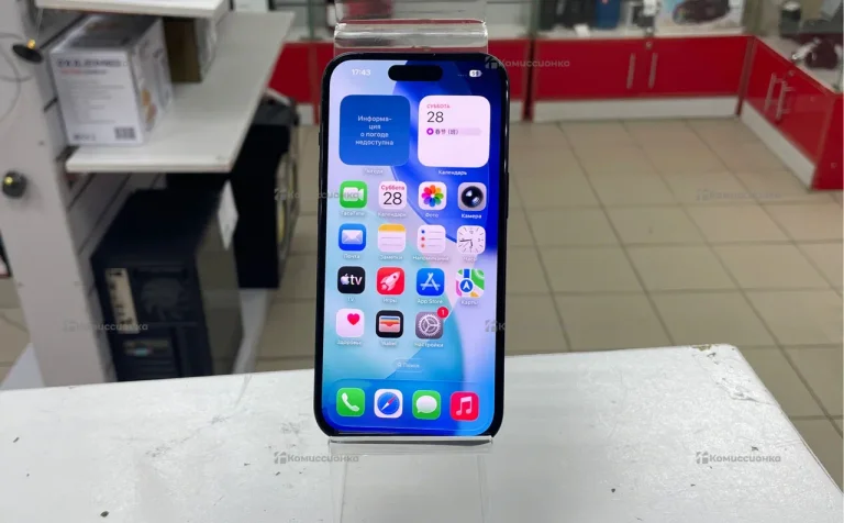 Apple iPhone 15 6/128 ГБ