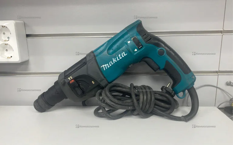 Перфоратор Makita HR 2230