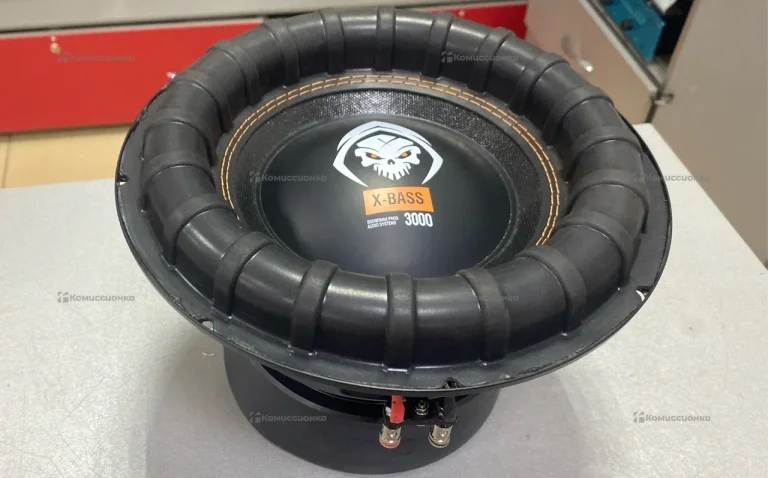 Сабвуфер SoundMax SM-CSX403