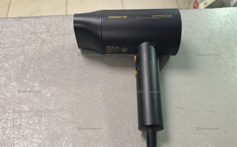 Фен Polaris
