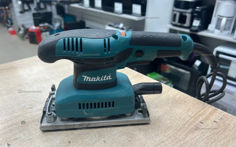 УШМ Makita BO3711
