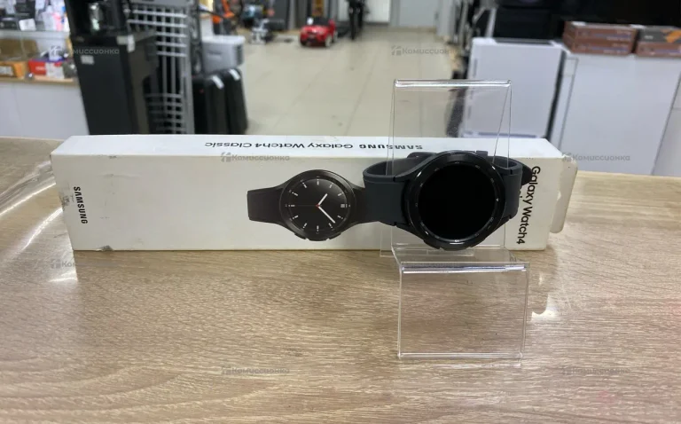 Часы  Samsung Galaxy Watch 4 Classic